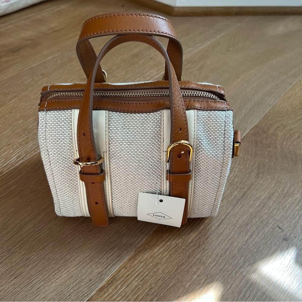 NWT Fossil “Carlie” Mini Satchel in Natural Brown